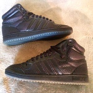ADIDAS ORIGINALS. TOP TEN. CORE BLACK SNAKE SKIN. SIZE 11. Q16459. LIKE NEW.2015